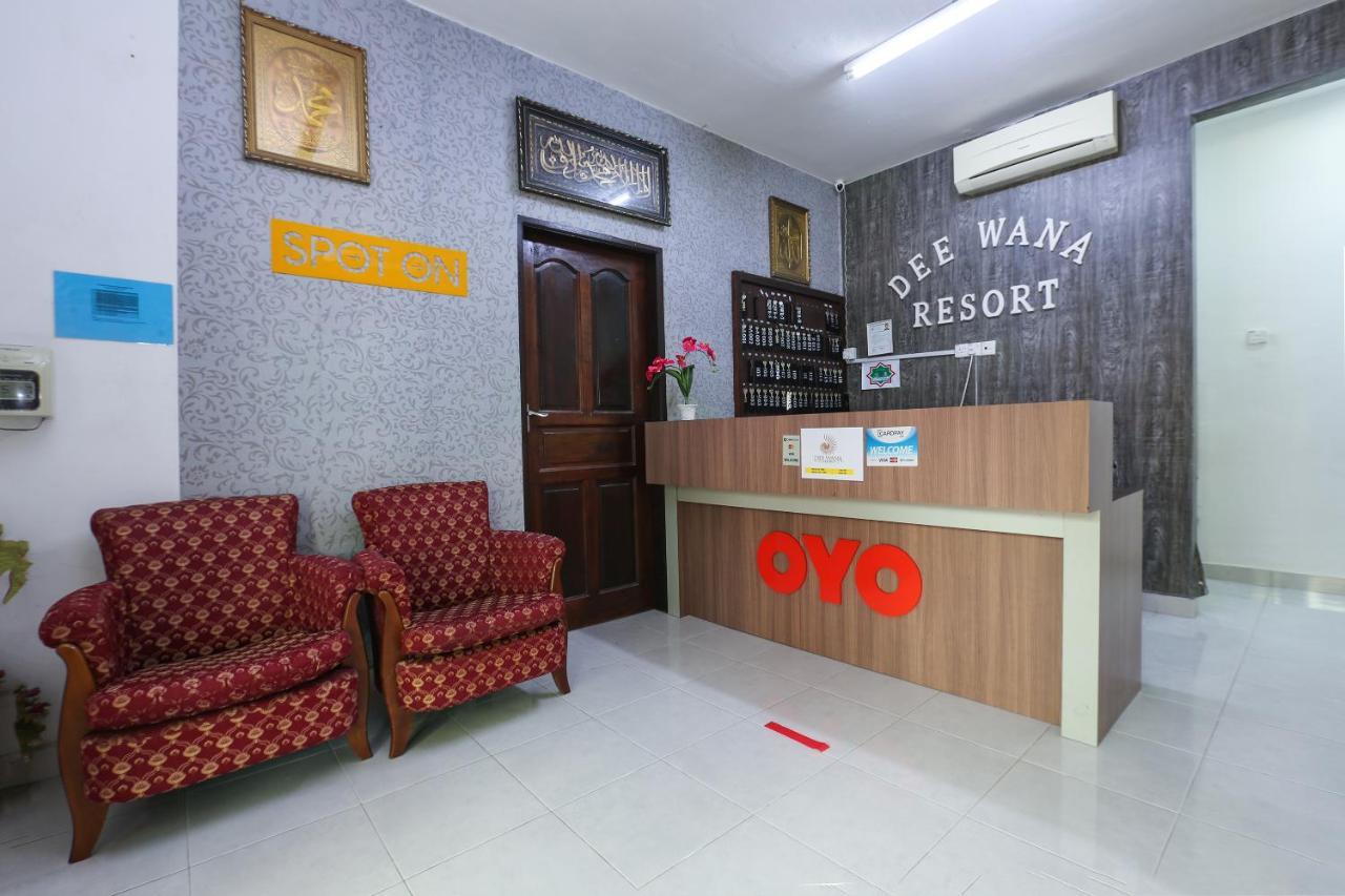 Oyo 8966 Dee Wana Resort 1 Pasir Puteh Exterior photo